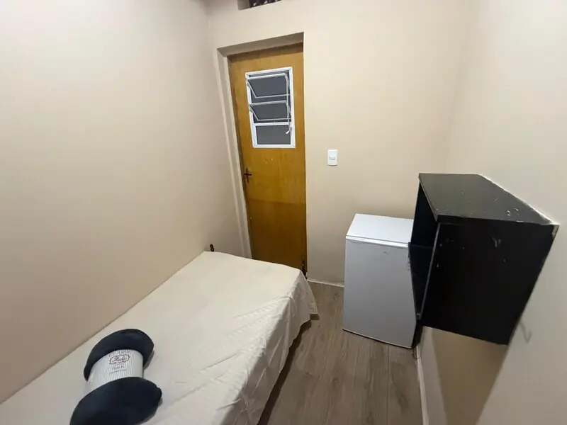 Quarto do hostel na Zona Leste de São Paulo